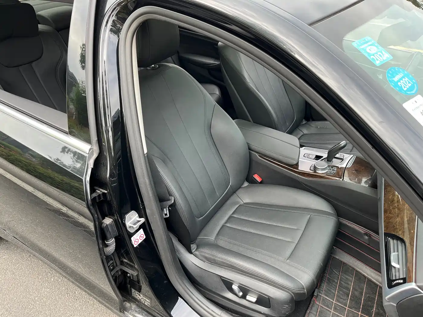 BMW 5 Series 2018 525Li Luxury Package фото 16