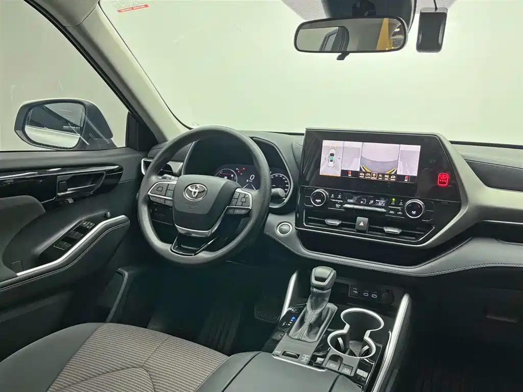 Toyota Highlander 2024 2.5L Smart Hybrid 2WD Elite 5-seater фото 24