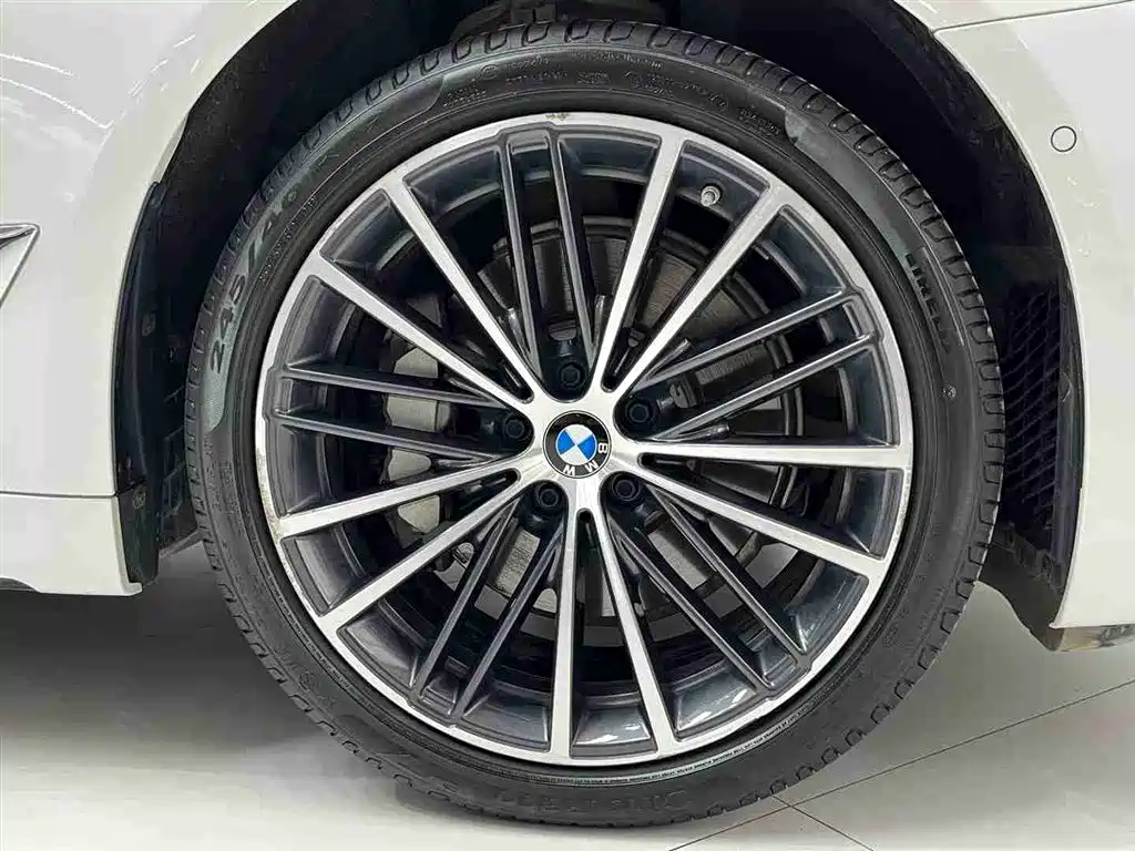 BMW 5 Series 2022 Facelift 530Li xDrive M Sport Package фото 16