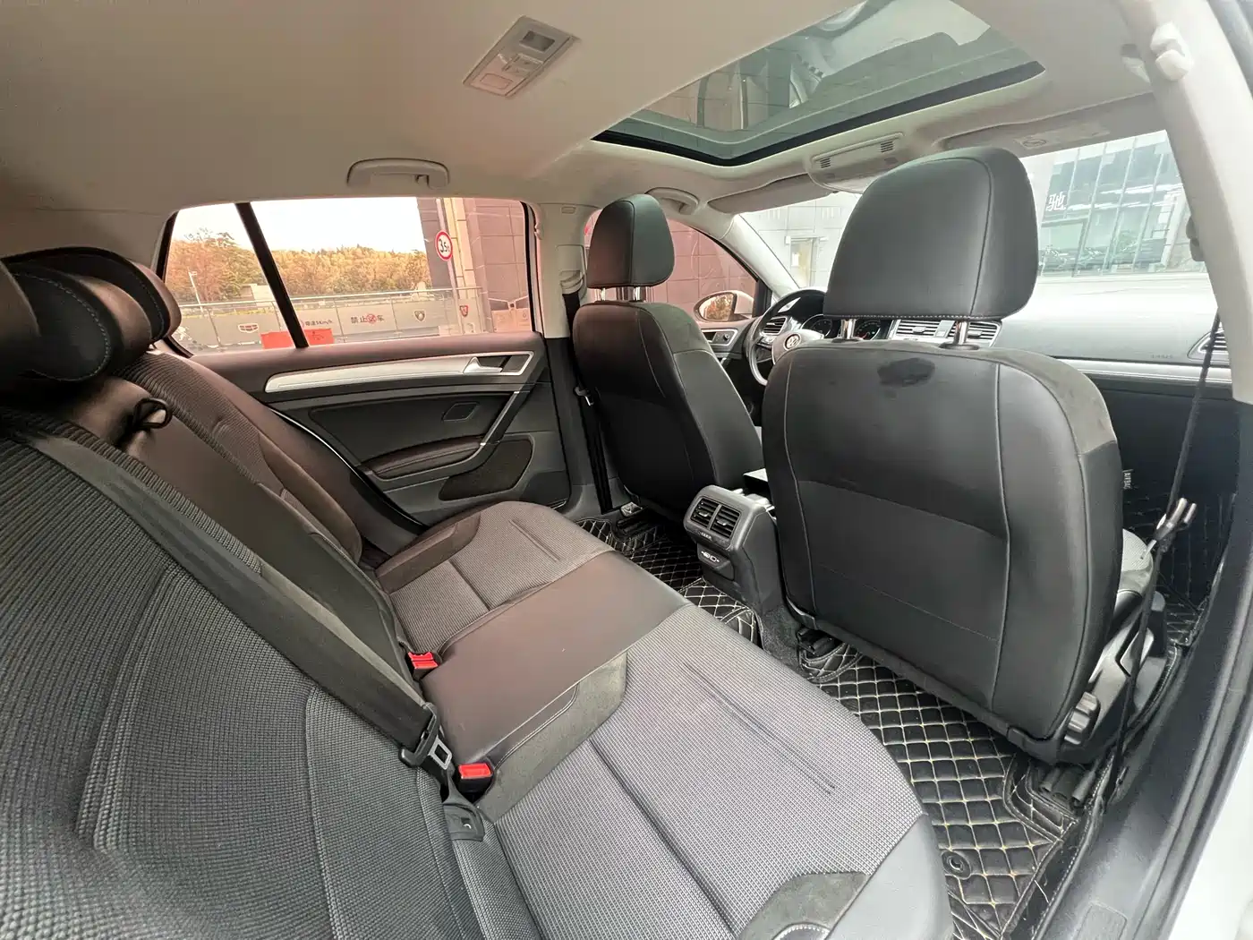 Volkswagen Golf 2020 280TSI DSG Comfort фото 26
