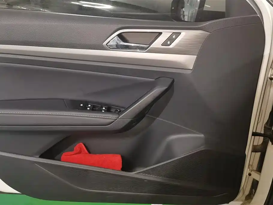 Volkswagen Lavida 2018 280TSI DSG Comfort Edition China V фото 7