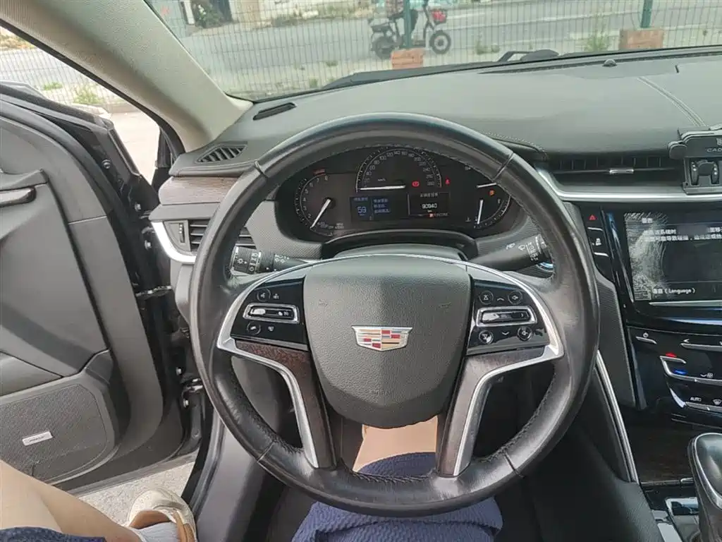 Cadillac XTS 2018 28T Elite фото 11