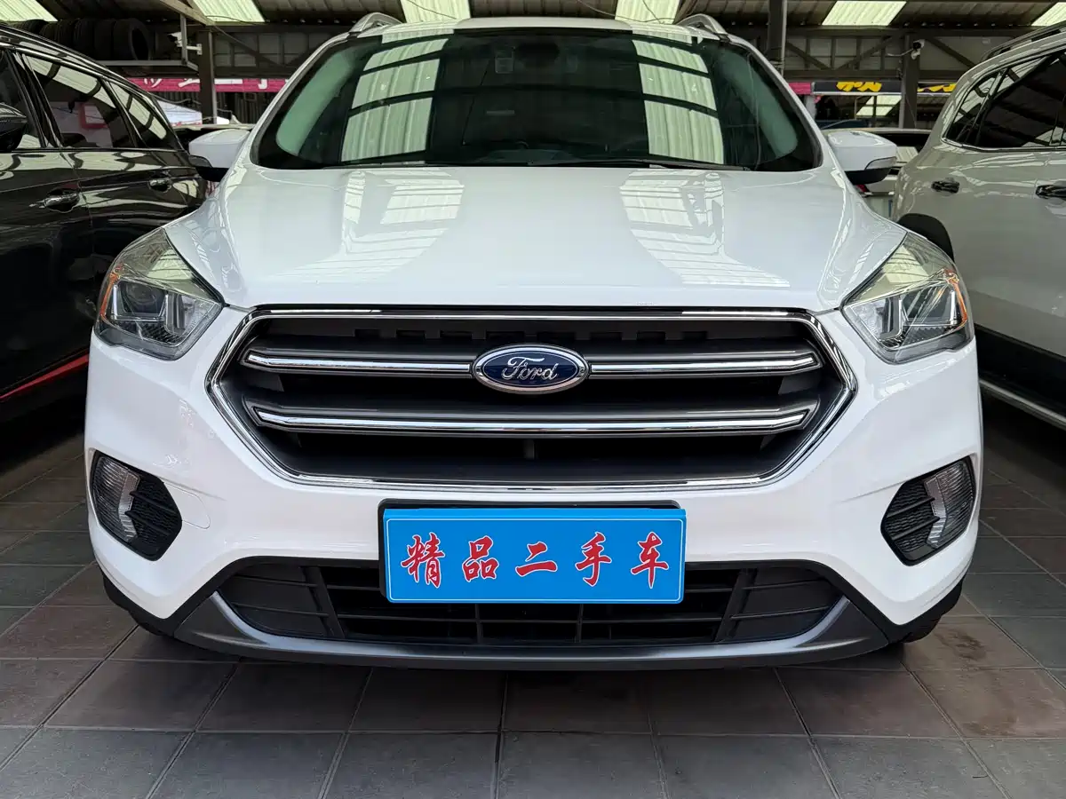 Ford Kuga 2020 2019 EcoBoost 180 2WD Platinum Wing Edition China VI