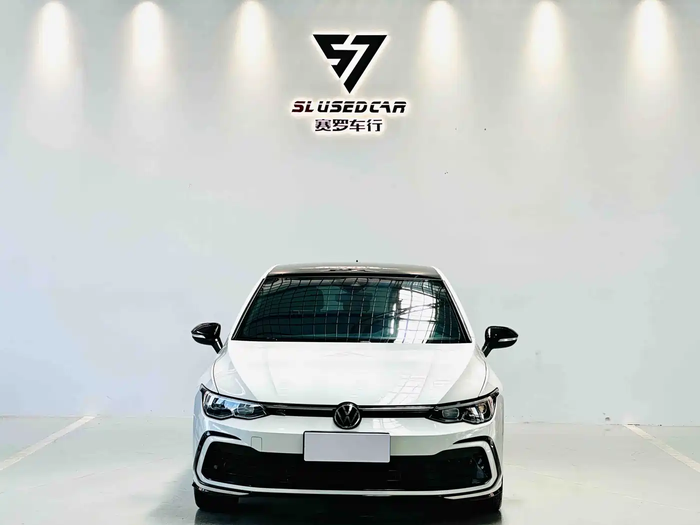 Volkswagen Golf 2021 280TSI DSG R-Line фото 2