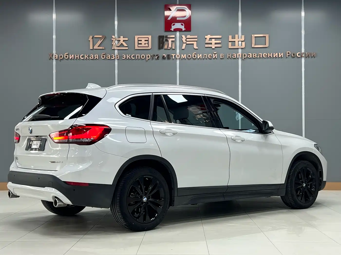BMW X1 2021 Facelift sDrive20Li Fashion фото 5