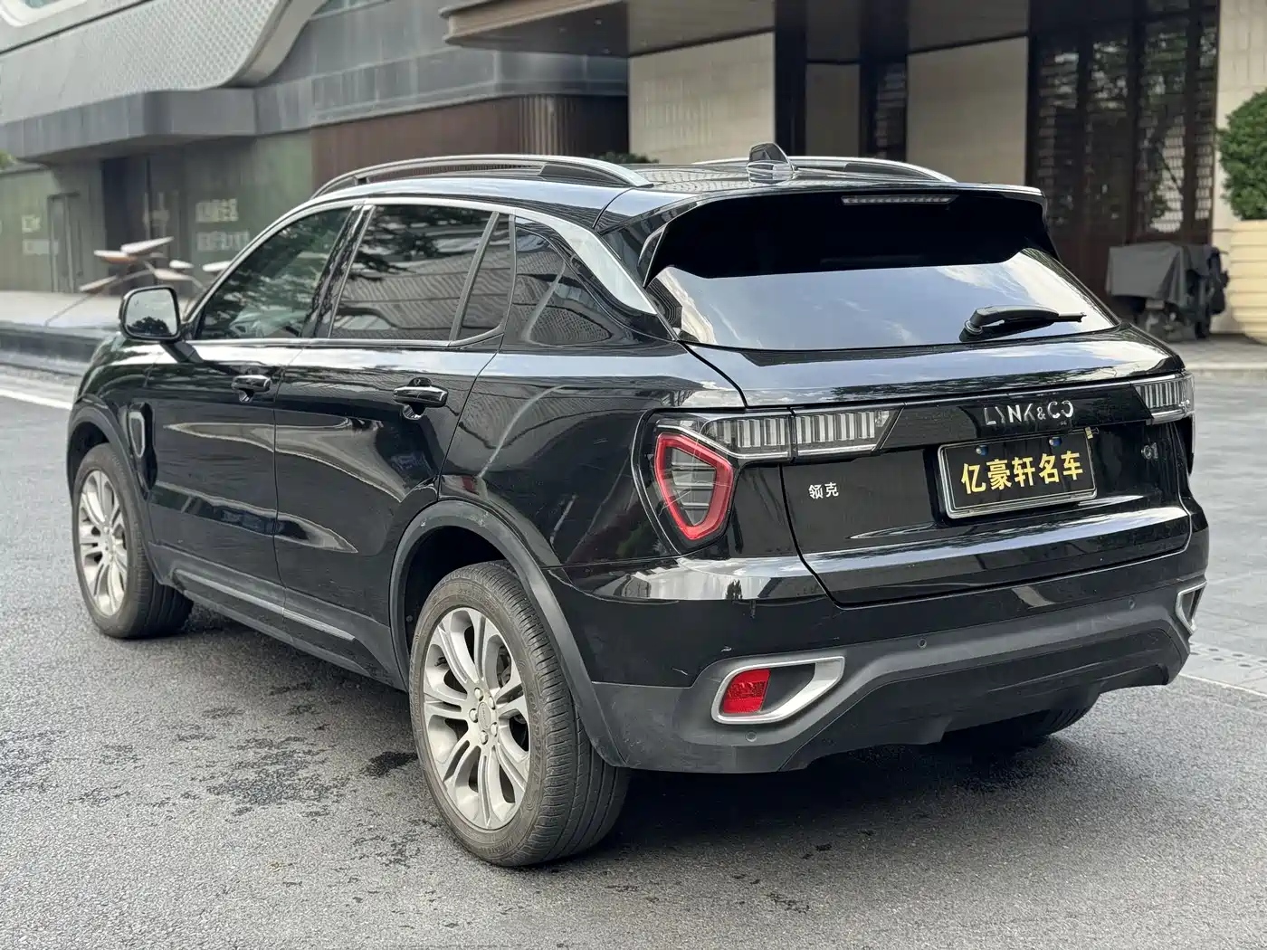 Lynk & Co 01 2019 2.0T 2WD Type Pro Version China VI фото 7