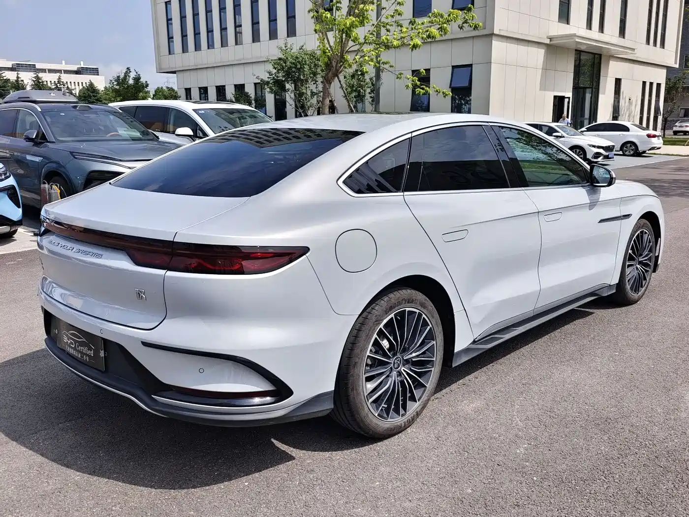 BYD HAN