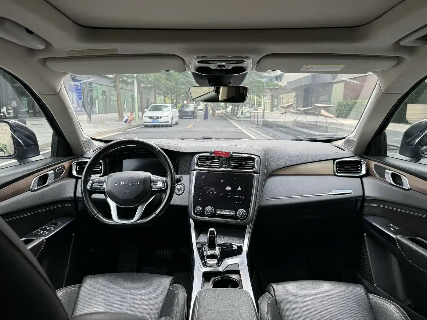 Lynk & Co 01 2019 2.0T 2WD Type Pro Version China VI фото 12