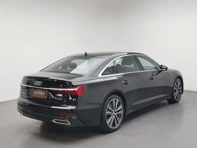 Audi A6L 2021 45 TFSI quattro Premium Sport — фото 2