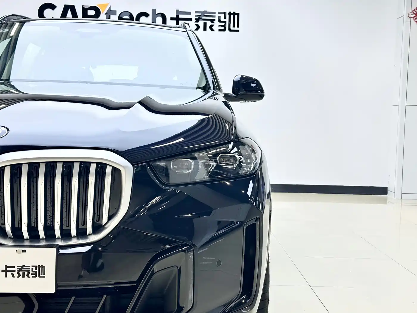 BMW X5 2026 xDrive 30Li Luxury M Sport Night Edition Package фото 7