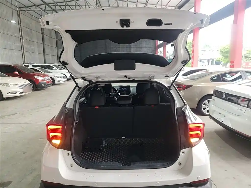 Toyota YARiS L Zhi Xuan 2022 Zhi Xuan X 1.5L CVT Leading PLUS Edition фото 19