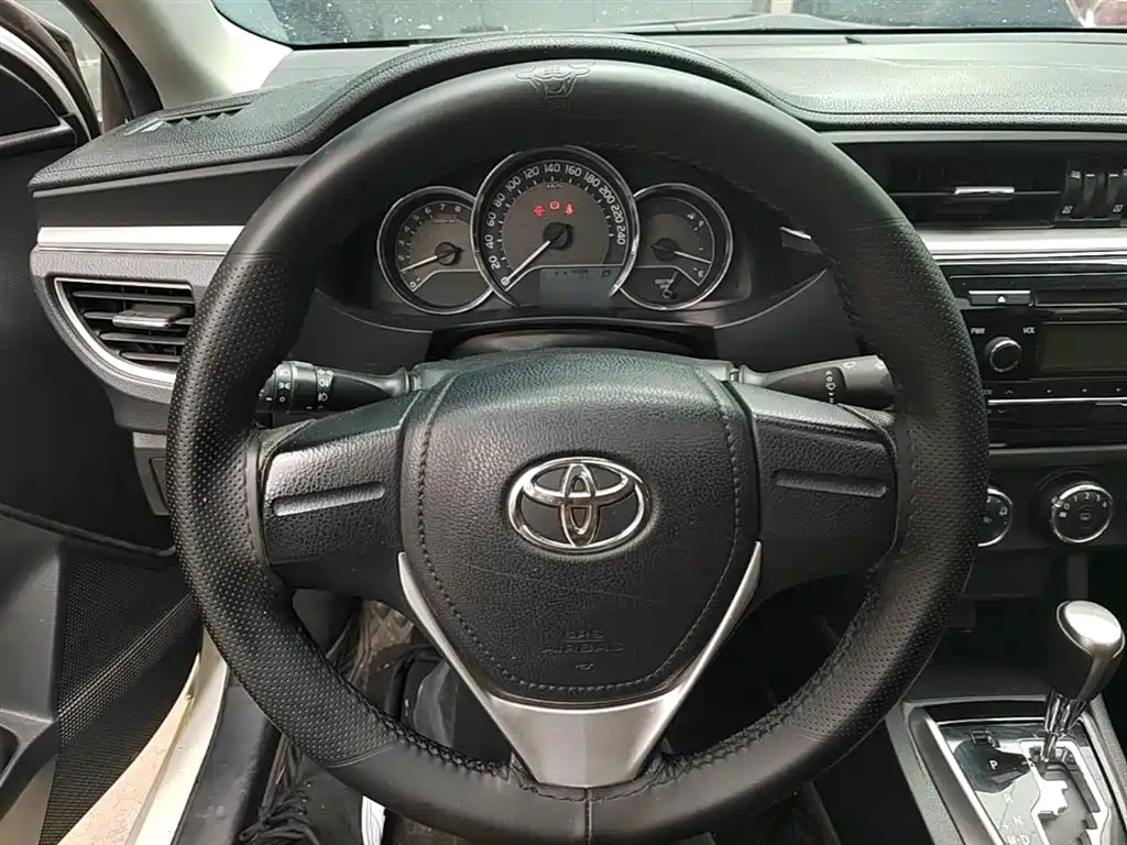 Toyota Levin 2014 1.6G CVT Elite Edition фото 11