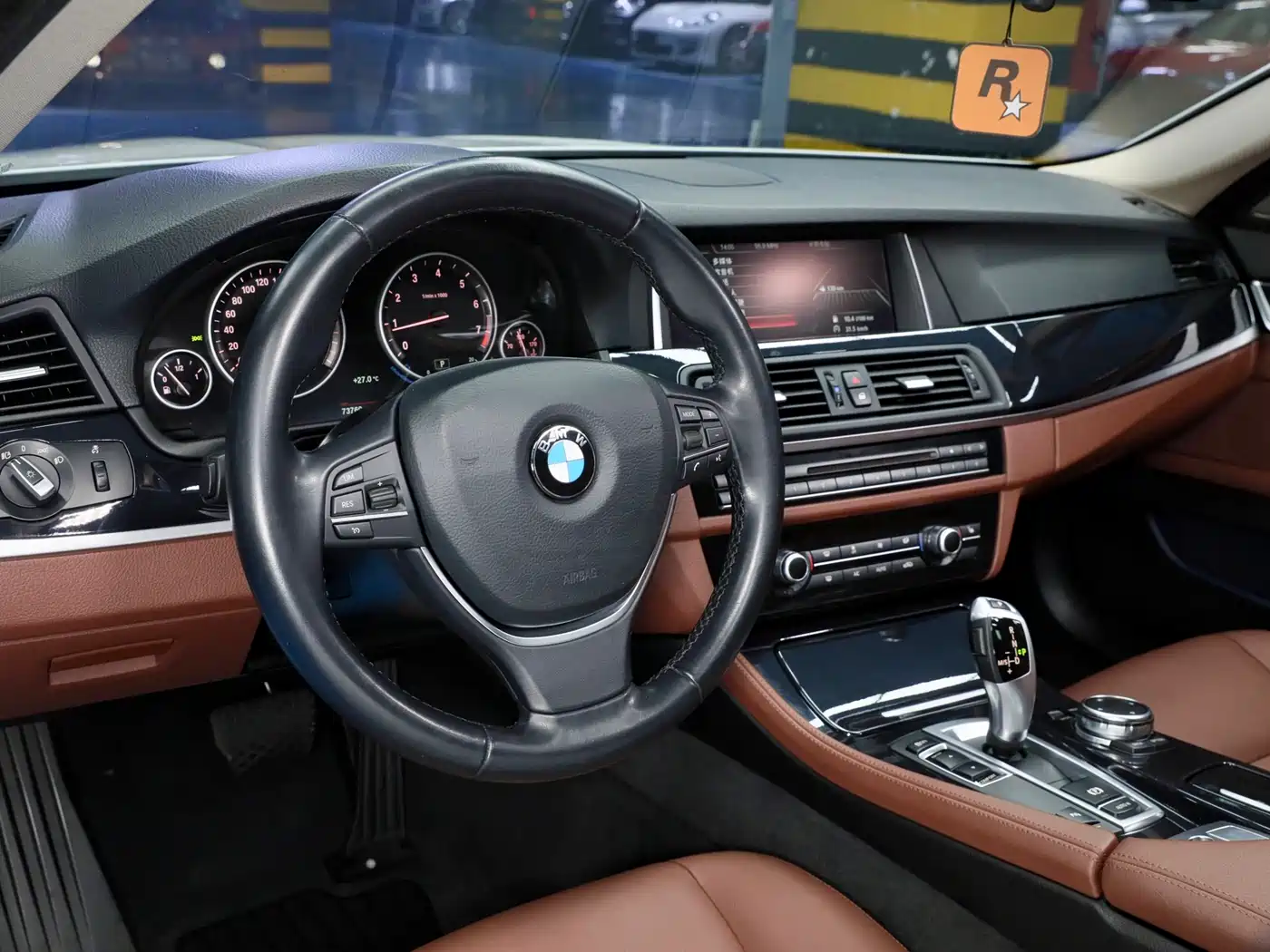 BMW 5 Series (Import) 2014 520i Touring фото 12