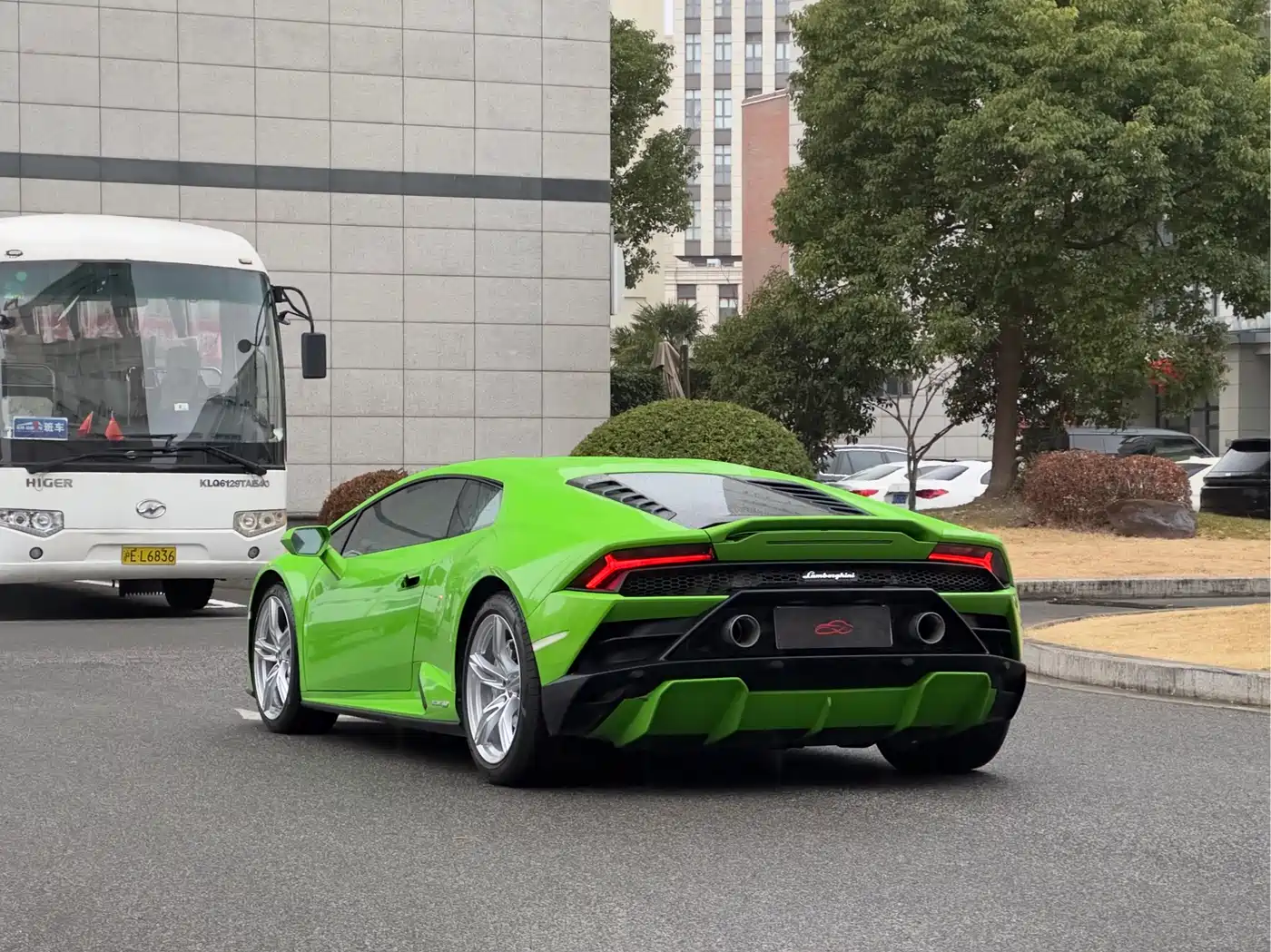 Lamborghini Huracán 2020 Huracán EVO RWD фото 6