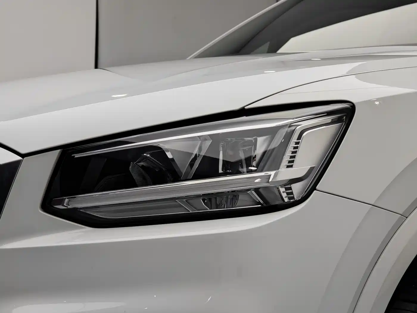 Audi Q2L 2021 Model 35 TFSI Fashion Dynamic фото 7