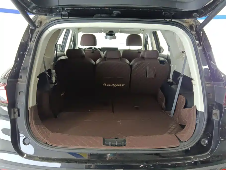 Geely Haoyue 2021 2022 Model 1.8TD DCT Flagship 7-Seater