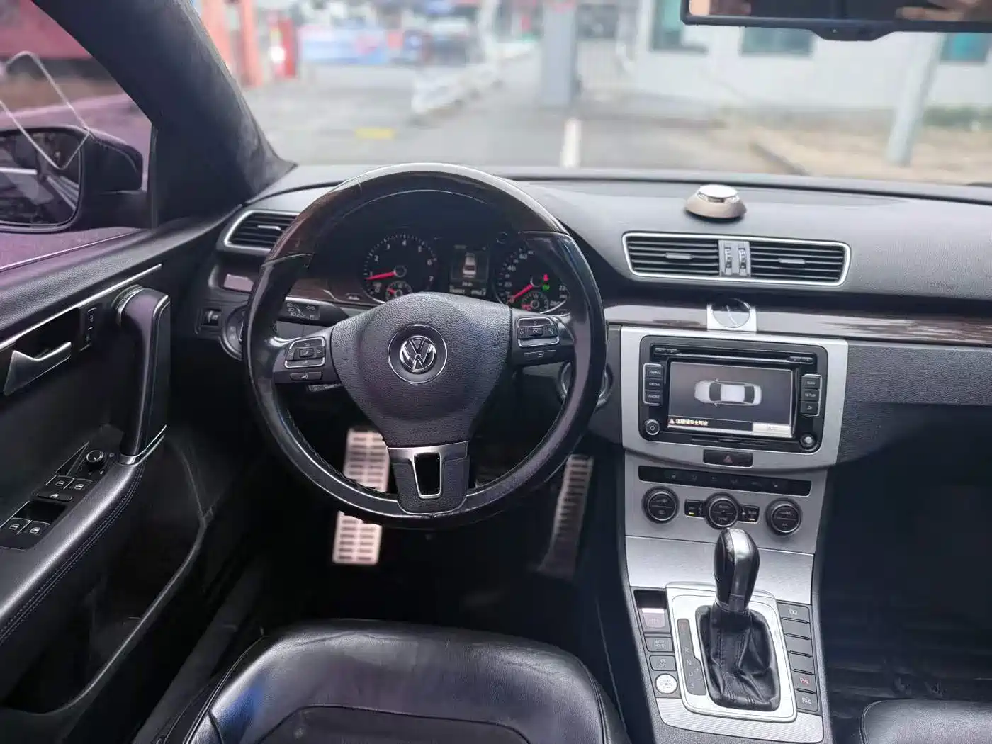 Volkswagen Magotan 2015 Facelift 2.0TSI Premium фото 9