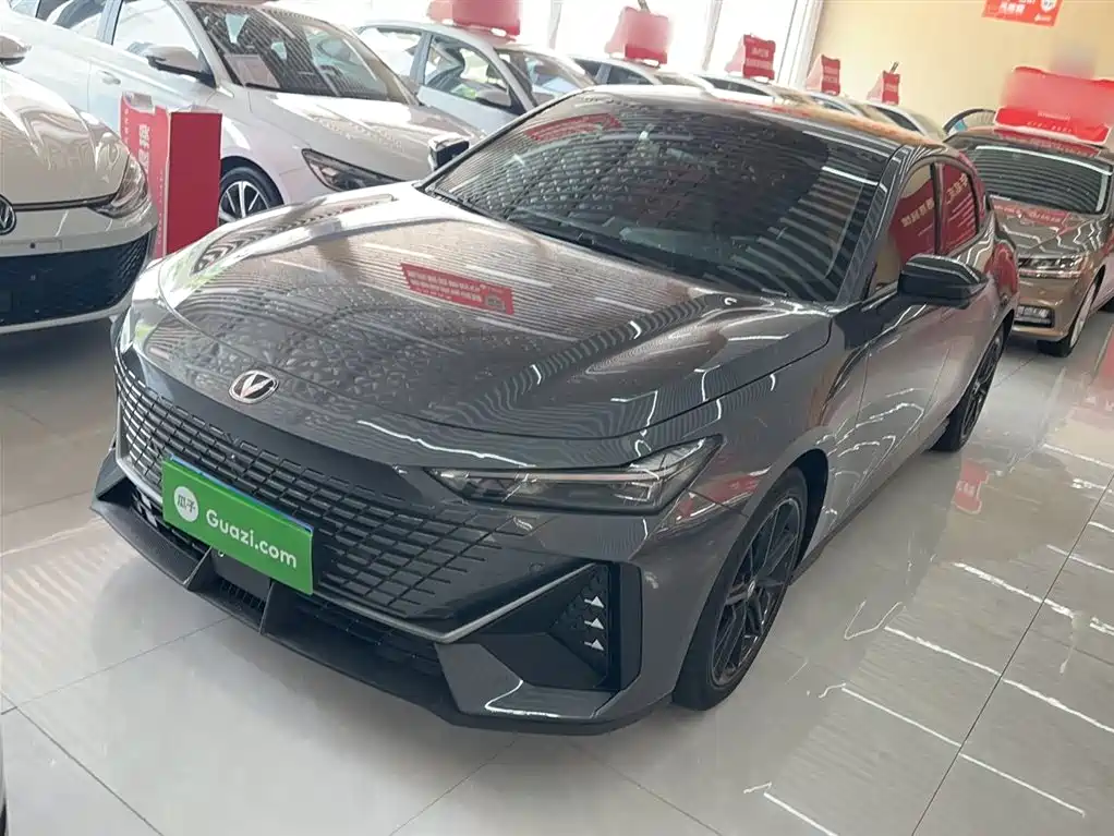 CHANGAN UNI-V