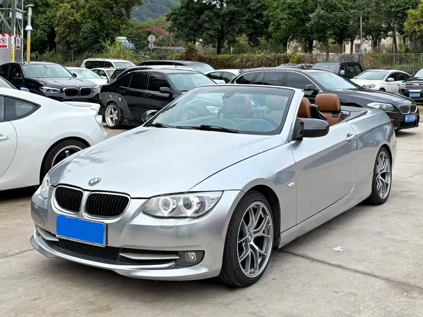 BMW 3 Series (Import) 2011 335i Convertible Coupe