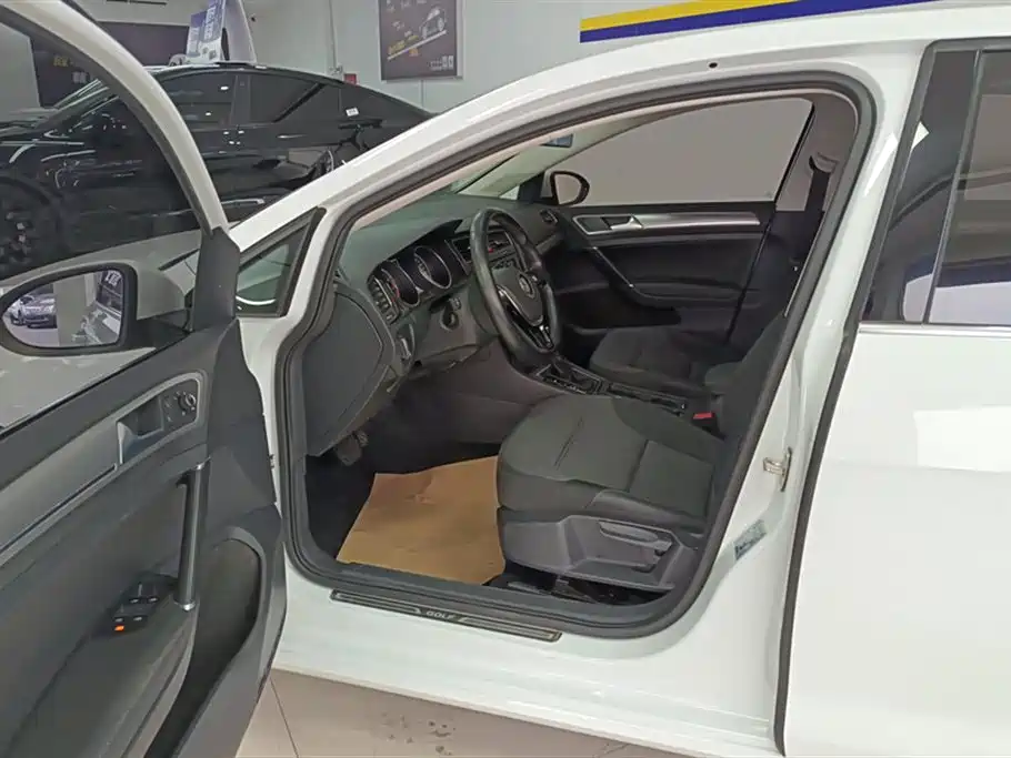 Volkswagen Golf 2019 280TSI DSG Comfort (China V) фото 9