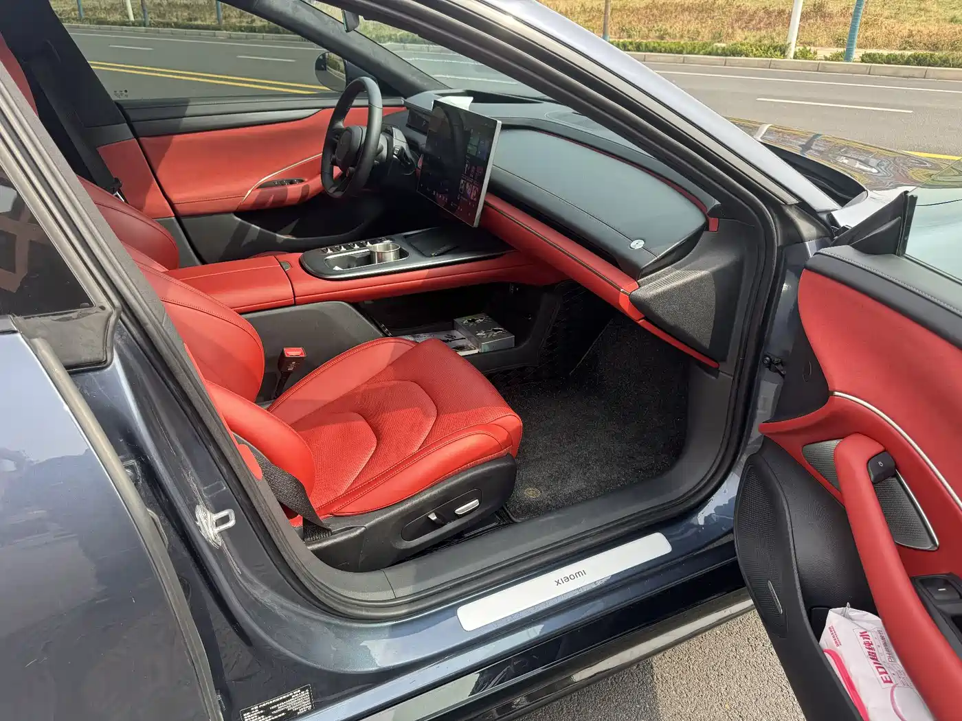 XIAOMI CAR XIAOMI SU7