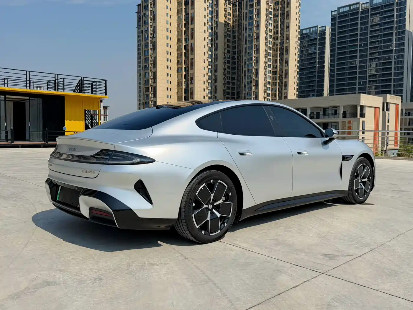 Xiaomi Auto Xiaomi SU7 2024 RWD Standard Founder's Edition фото 4