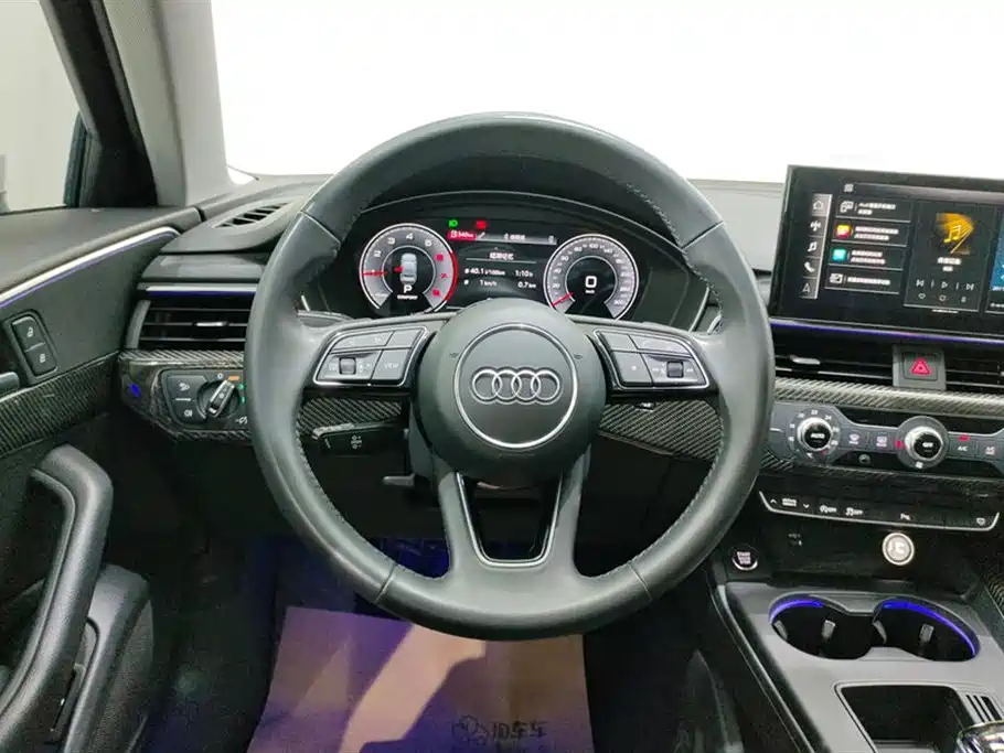 Audi A4L 2022 40 TFSI Fashion Dynamic фото 15