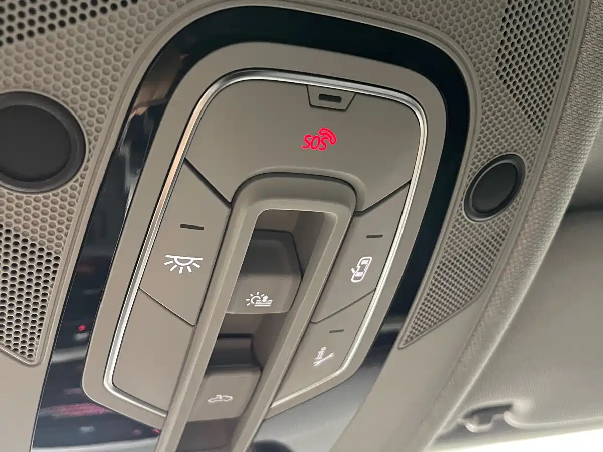 Audi A4L 2020 40 TFSI Fashion Dynamic Edition фото 31