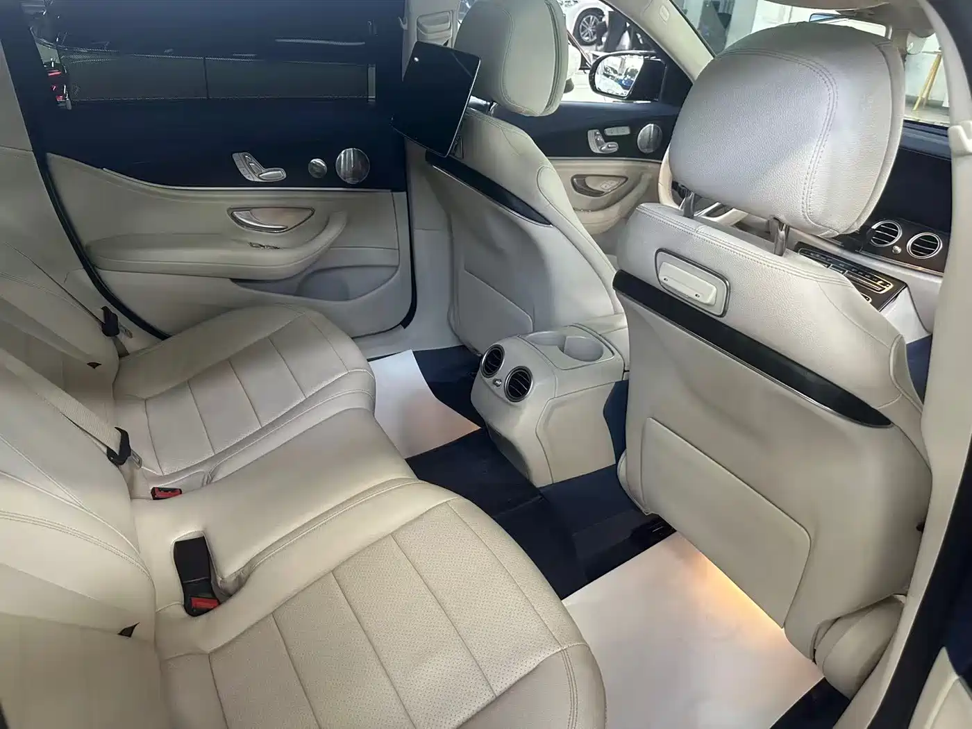 Mercedes-Benz E-Class 2020 Facelift E 300 L Sport Fashion фото 12