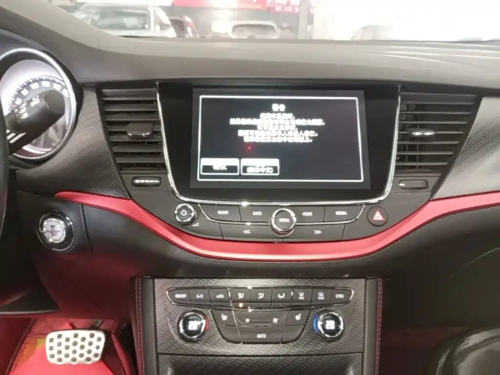 Фото 9 - Buick Verano