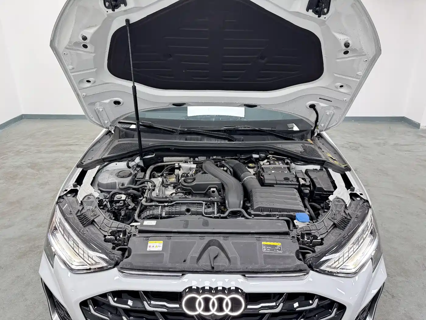Audi A3 2025 Sportback 35TFSI Flying Premium фото 18