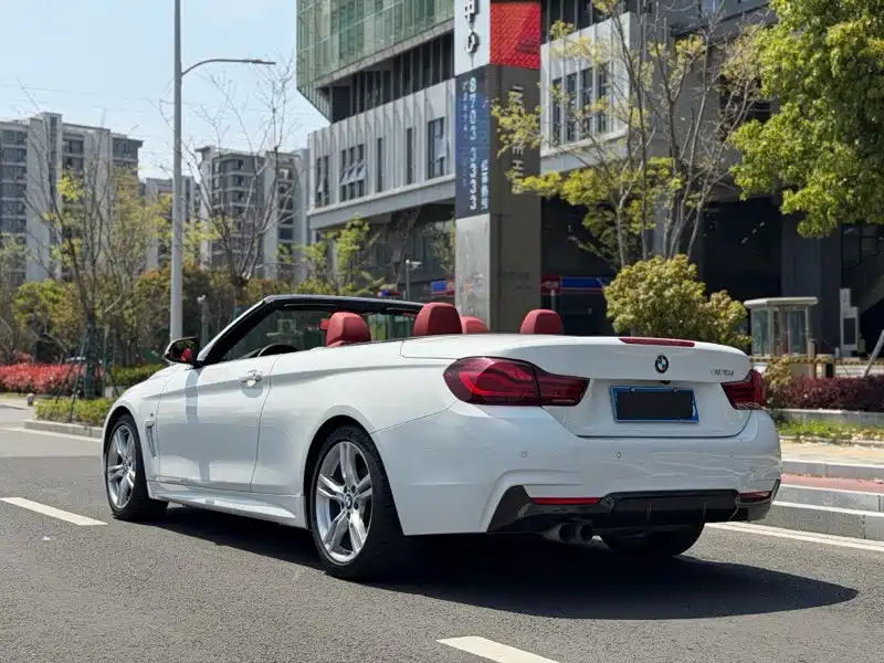 Фото 10 - BMW 4 Series