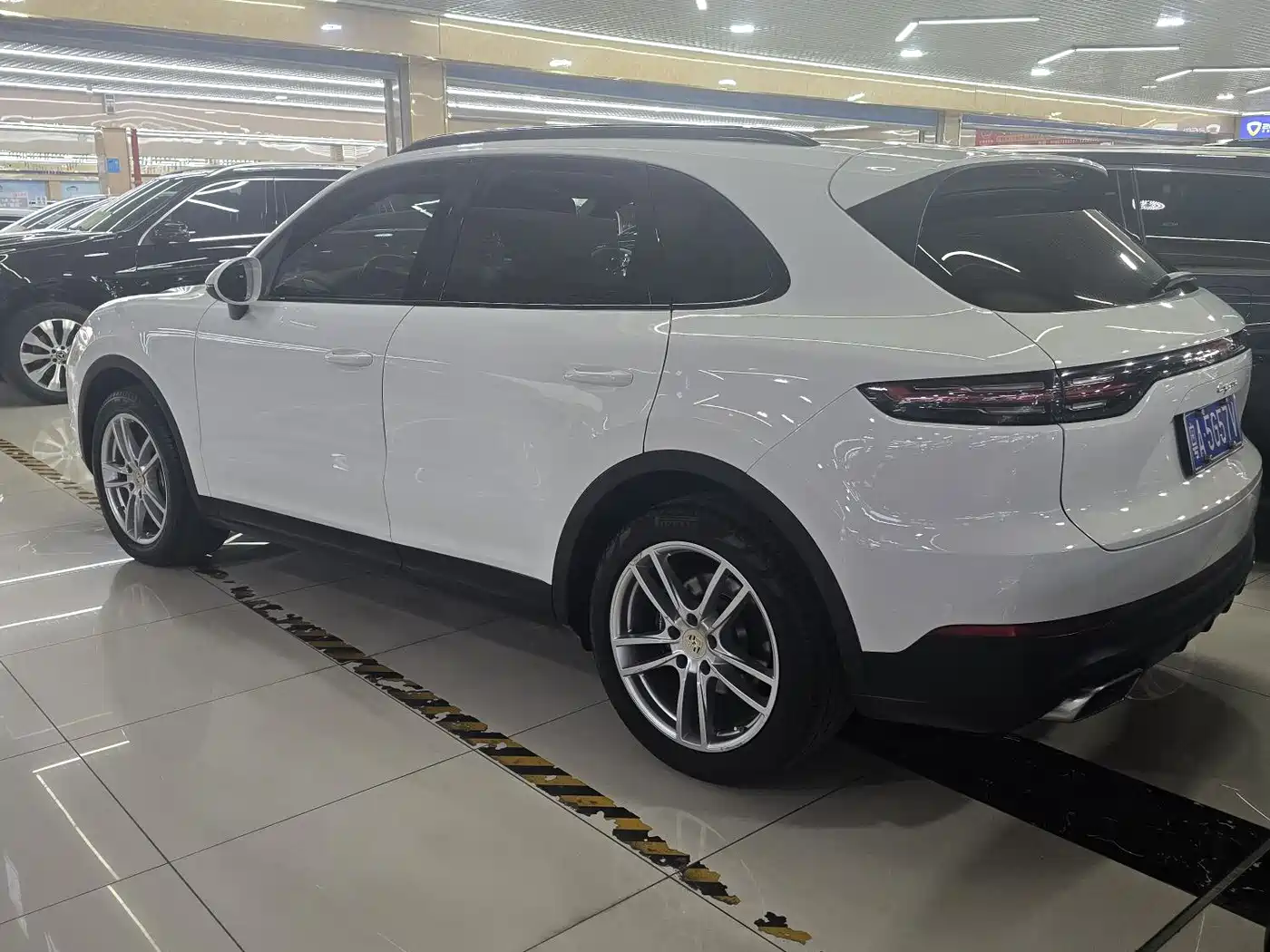 Porsche Cayenne 2018 Cayenne 3.0T фото 18