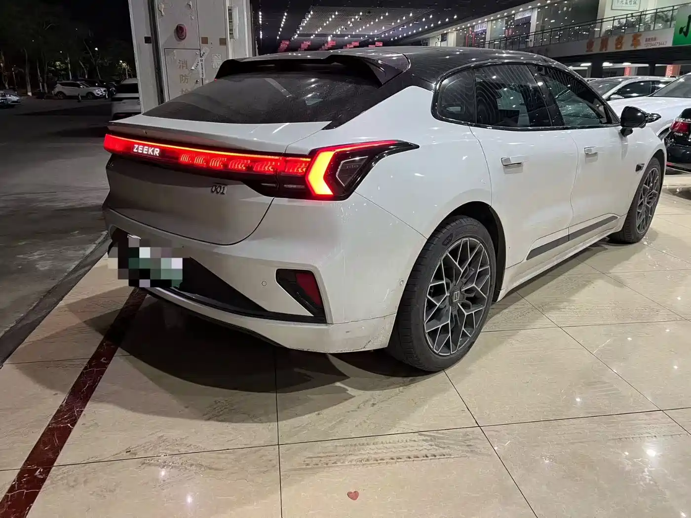 ZEEKR EXTREME KRYPTON 001