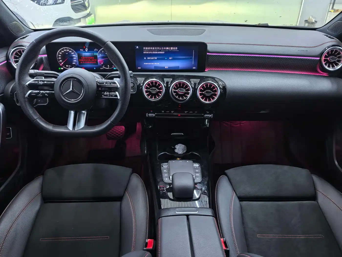 Mercedes-Benz A-Class 2023 A 200 L Fashion фото 11