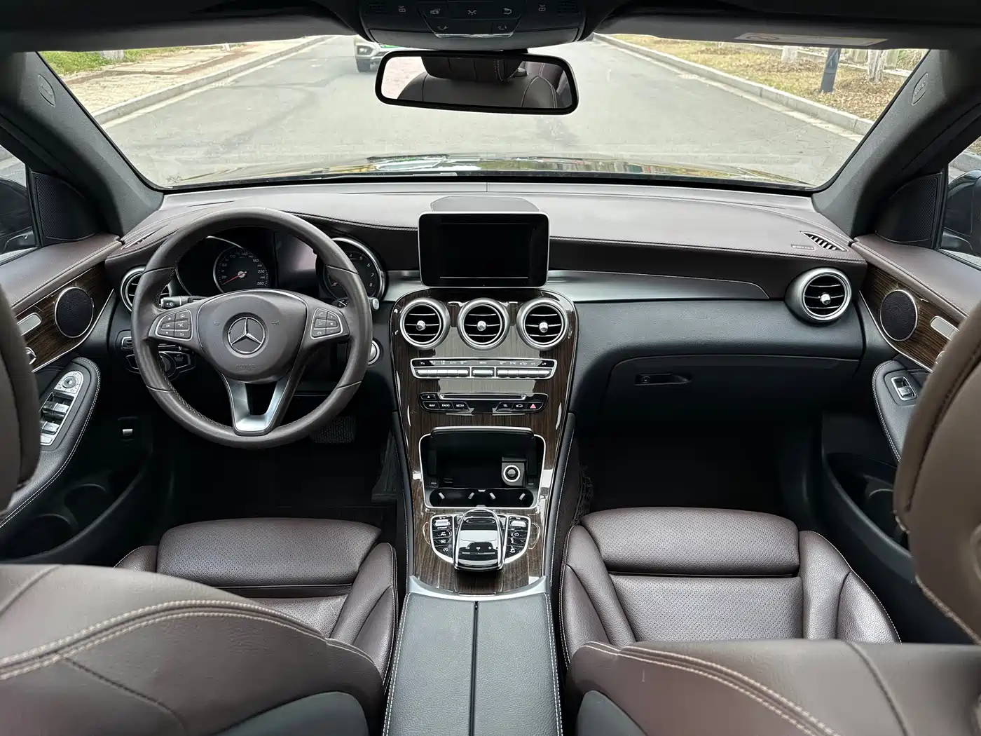 Mercedes-Benz GLC 2018 GLC 260 4MATIC Dynamic фото 8