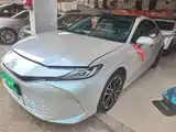 Photo 2 - Toyota Camry