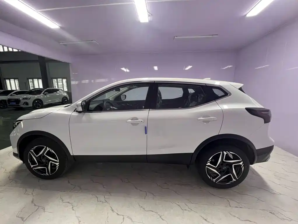 Nissan Qashqai 2026 2025 Facelift Honor 2.0L CVT XV+ Leading Edition