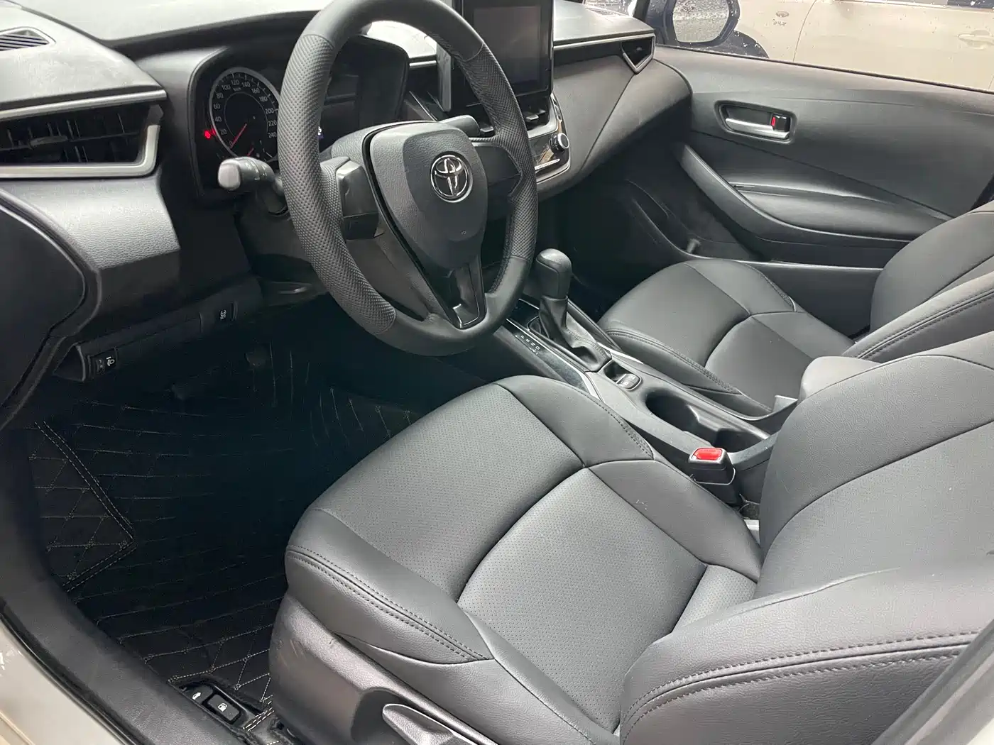 Toyota Levin 2022 TNGA 1.5L CVT Progressive Edition фото 6