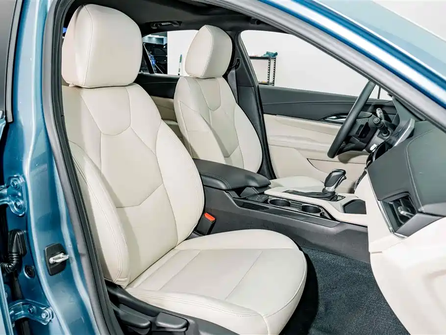 Cadillac CT4 2023 2023 25T Fashion Edition
