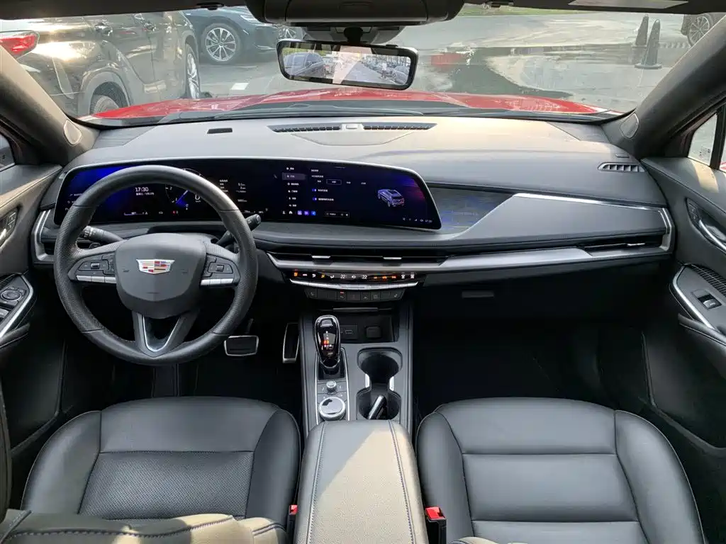 Cadillac XT4 2023 2024 28T 4WD Luxury Edition