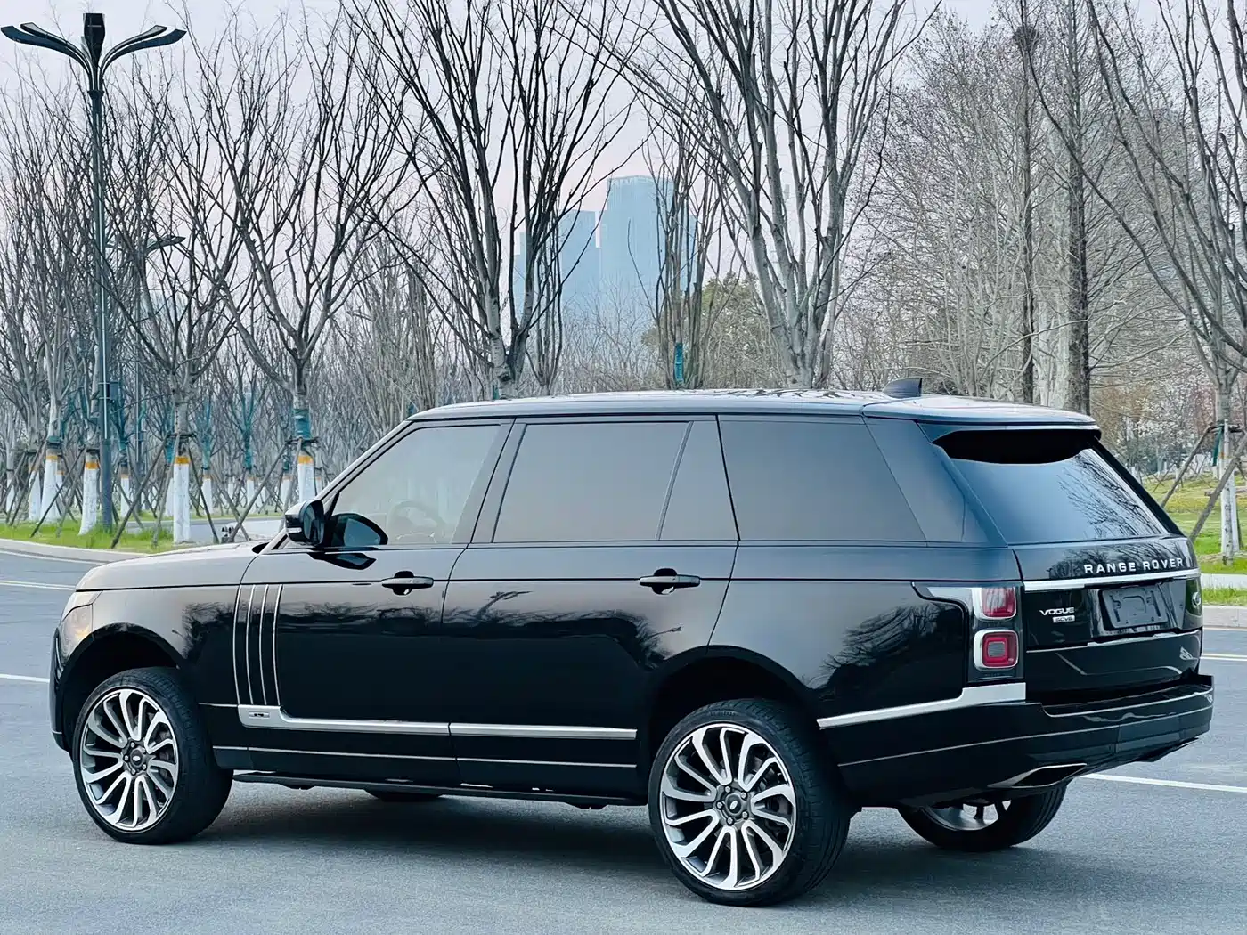 Land Rover Range Rover 2016 3.0 SC V6 Vogue LWB фото 9