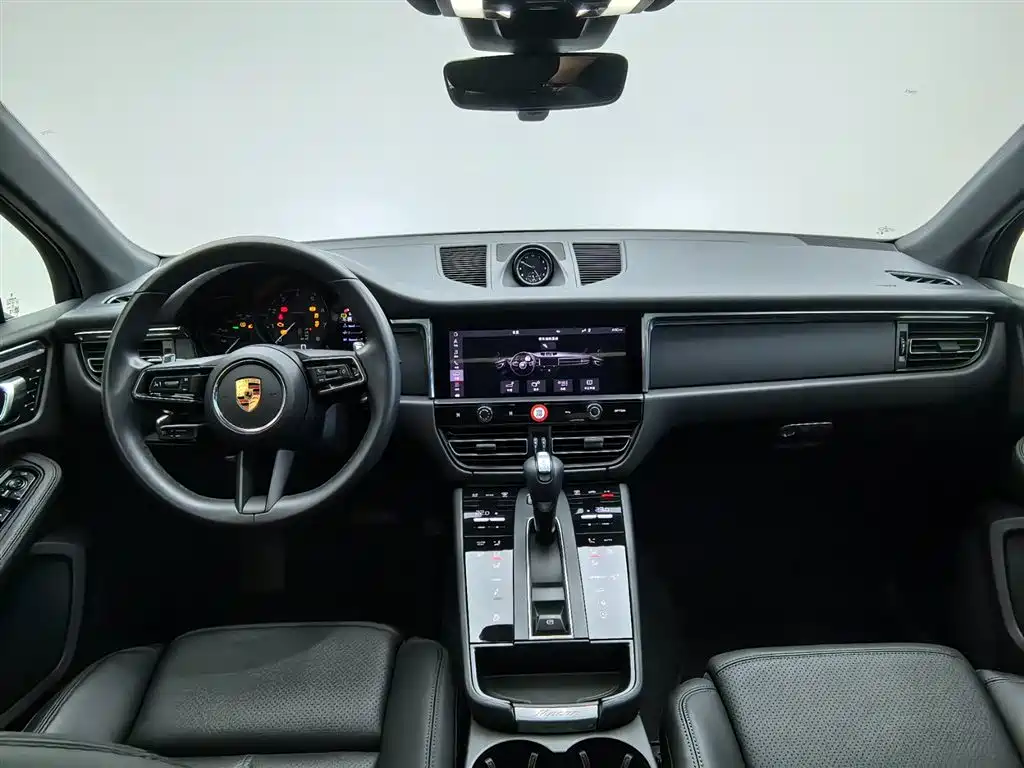Porsche Macan 2024 Macan 2.0T фото 12
