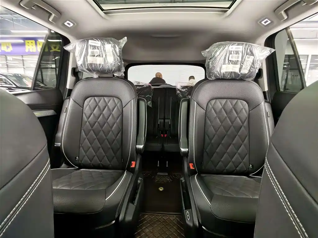 Volkswagen Talagon 2024 380TSI 4WD Flagship Victory Shared Edition 6-Seater фото 16