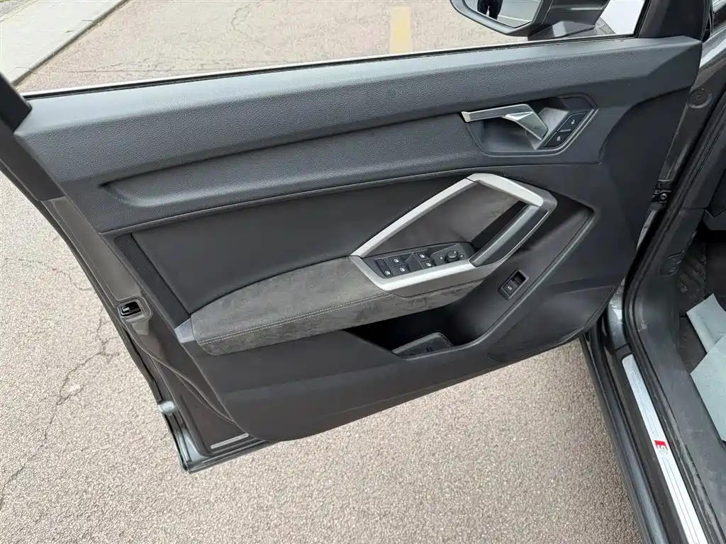 Audi Q3 2020 35 TFSI Fashion Dynamic фото 6