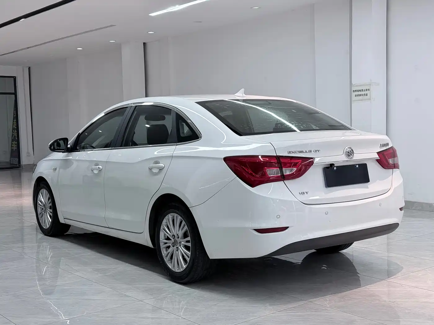 Buick Excelle 2015 18T Dual-Clutch Luxury фото 9