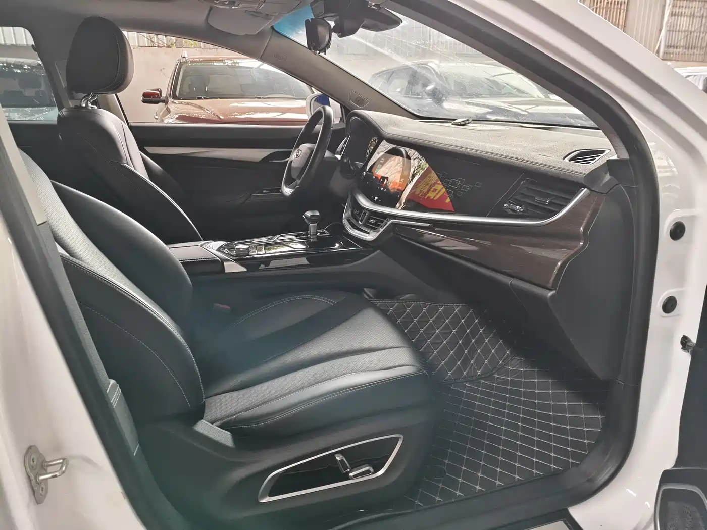 GEELY AUTOMOBILE BORUI