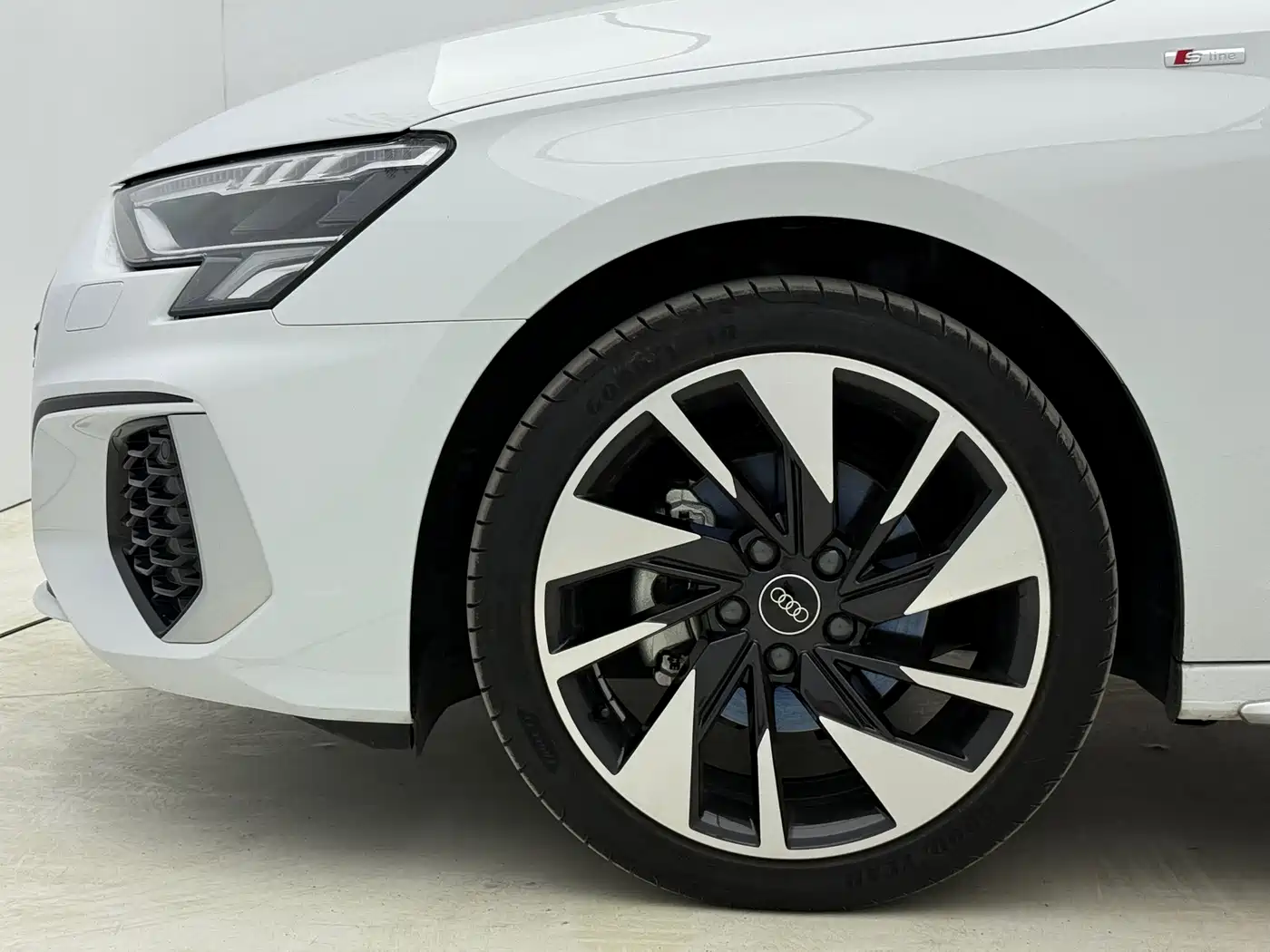 Audi A3 2023 Facelift A3L Limousine 35 TFSI Fashion Sport фото 8