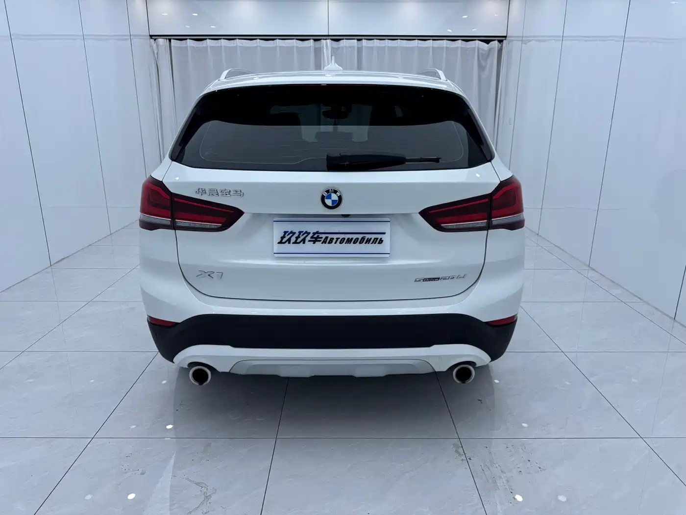 BMW X1 2022 sDrive20Li Fashion фото 5