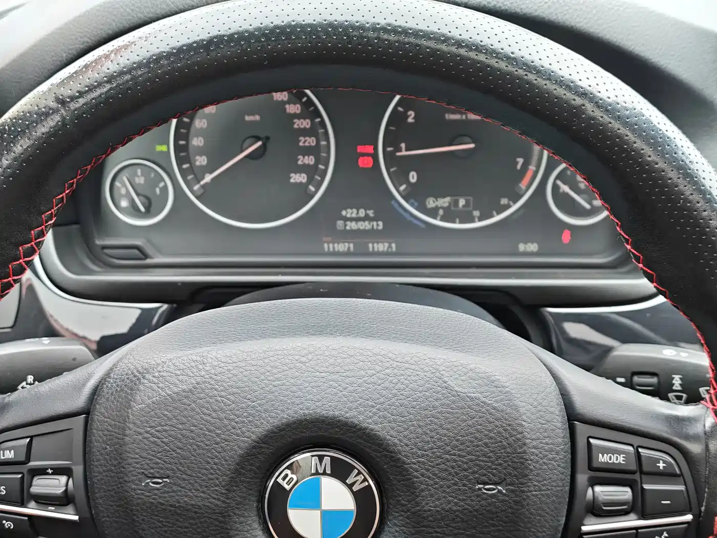 BMW 5 Series 2017 520Li Classic Edition фото 8